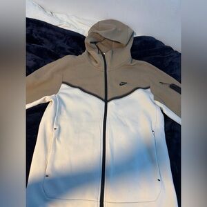 Nike Men's Tech Fleece